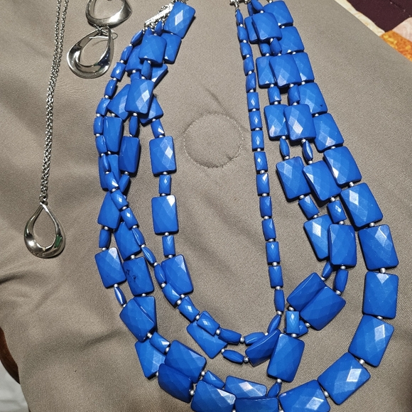 3 Piece Jewerly Pac - Picture 5 of 5